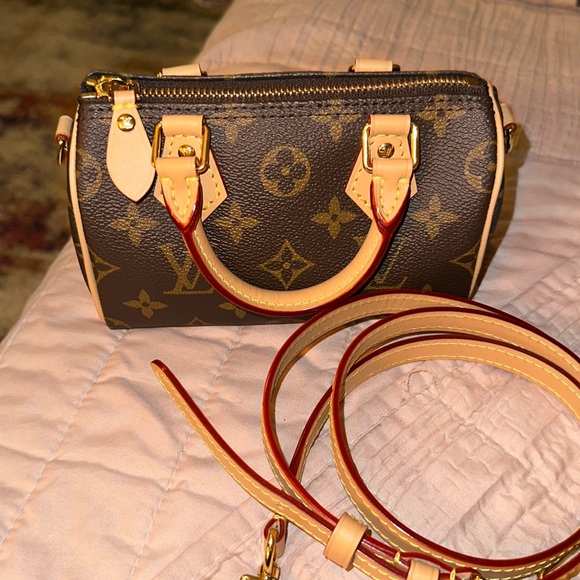 Louis Vuitton nano speedy monogram handbag - Picture 9 of 16